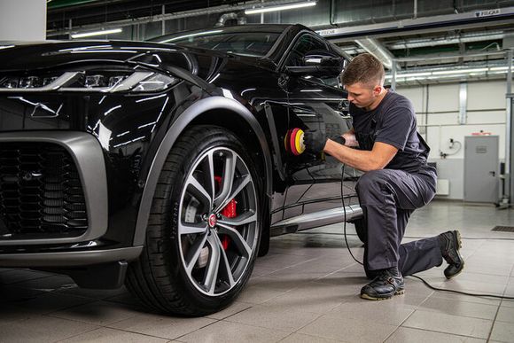 Сами готовим автомобиль к продаже, сами продвигаем и рекламируем.